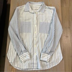 Loft cotton button down collared pinstripe shirt in white and blue size small